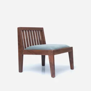 Chauffeuse Chair