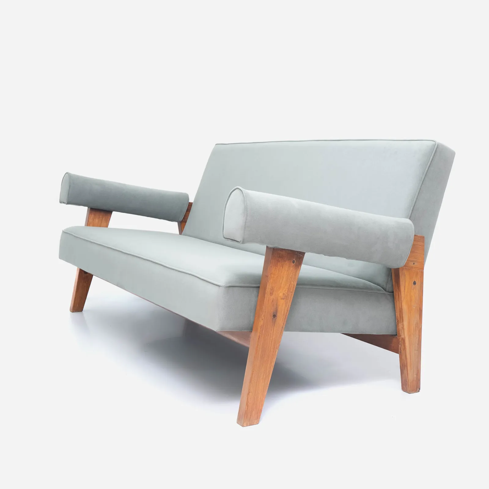 Advocate Sofa Set